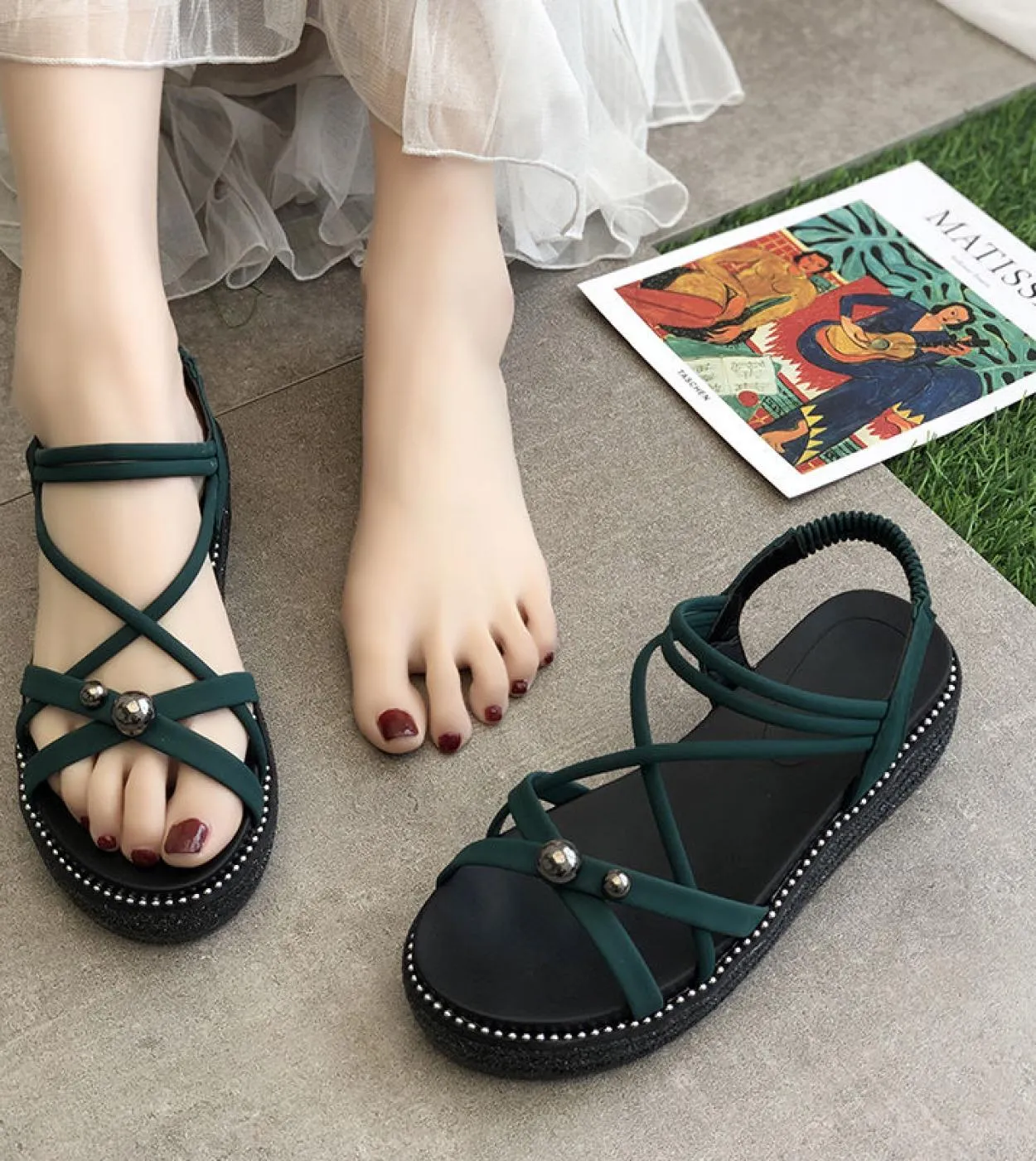 2022 Sandali con zeppa bohémien Scarpe con tacco da donna comode Scarpe da donna estive da spiaggia di grandi dimensioni Gladiat