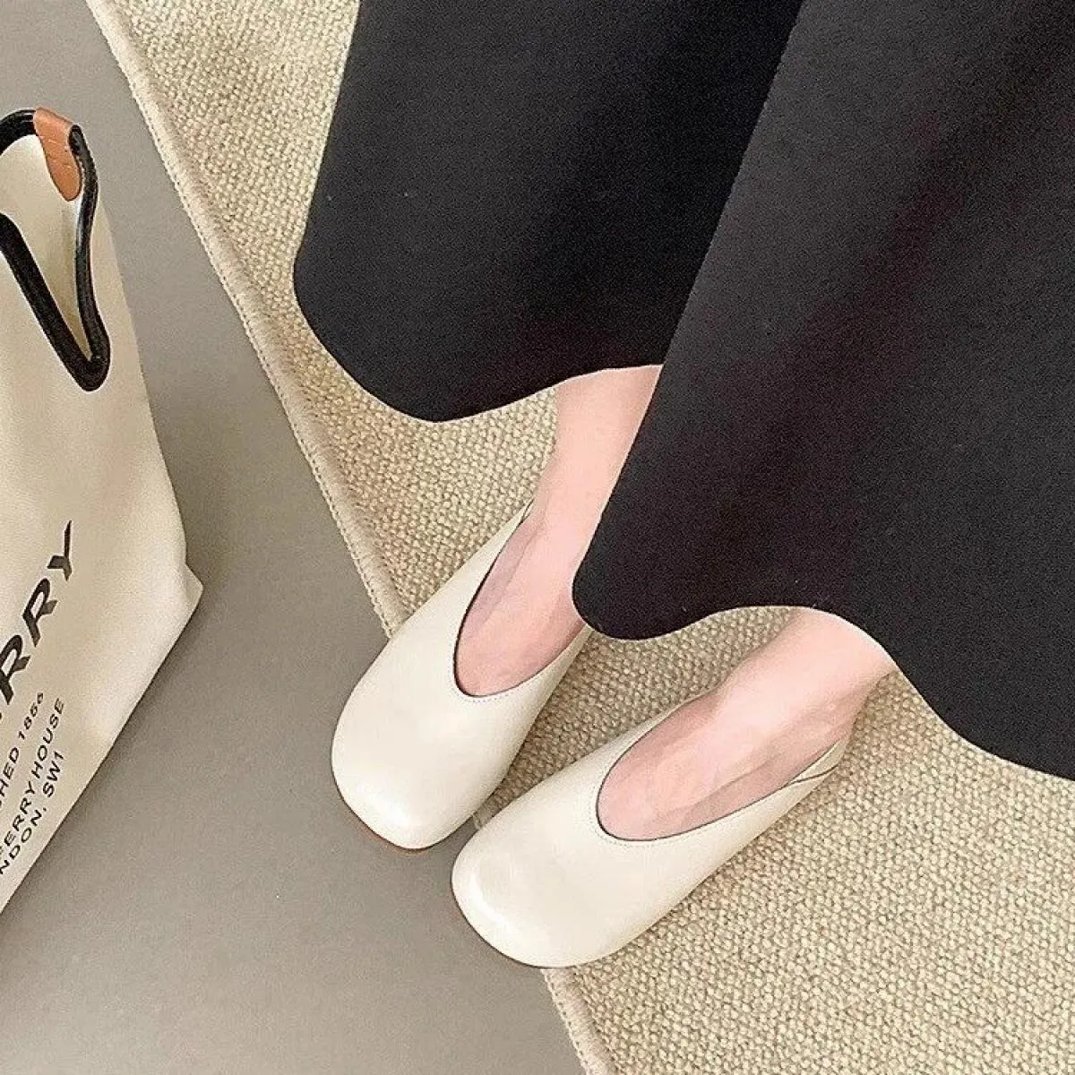 Ballerine in pelle Smile Circle da donna Scarpe semplici e comode con punta tonda