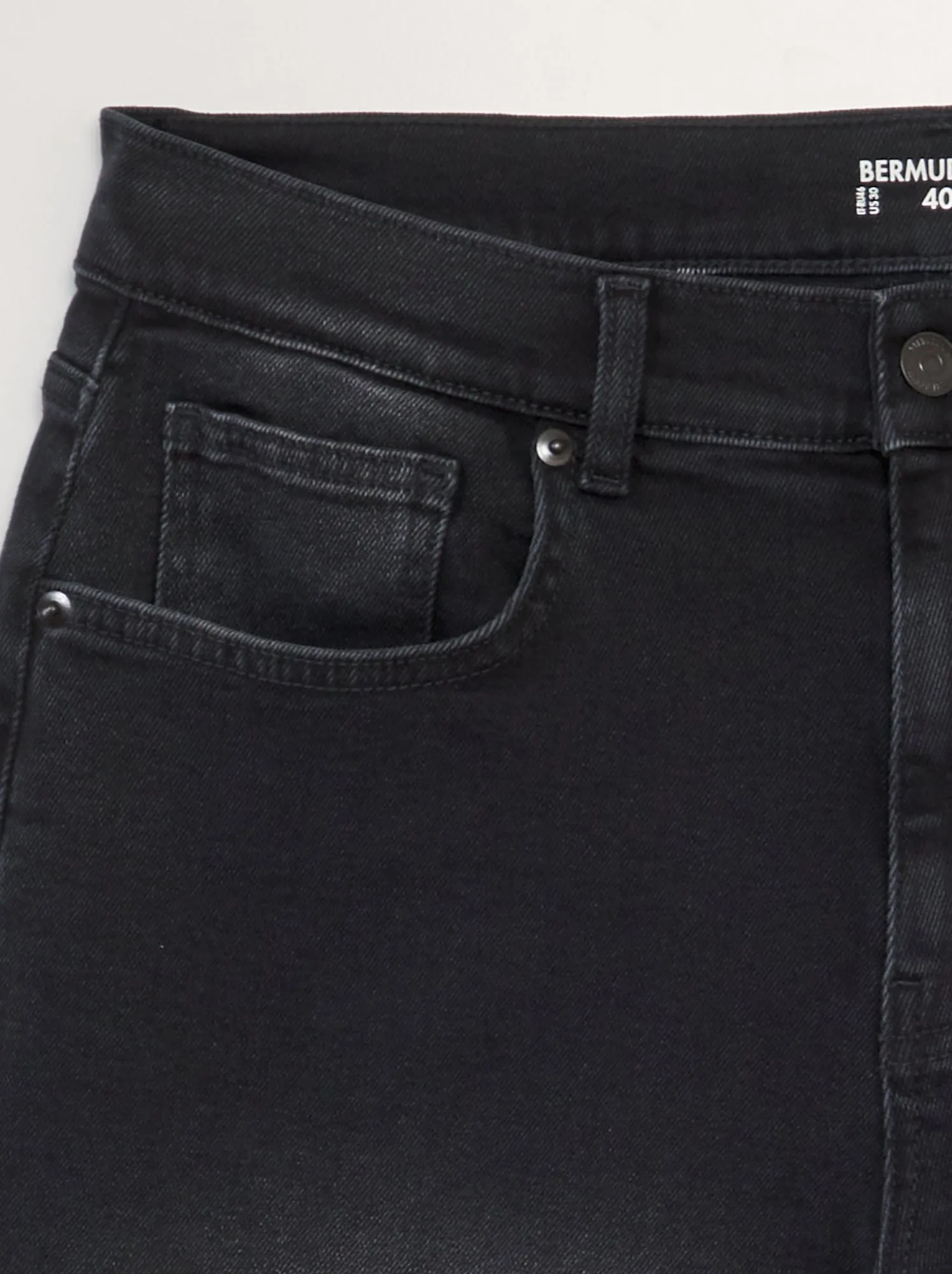 Bermuda in jeans con 5 tasche - GRIGIO