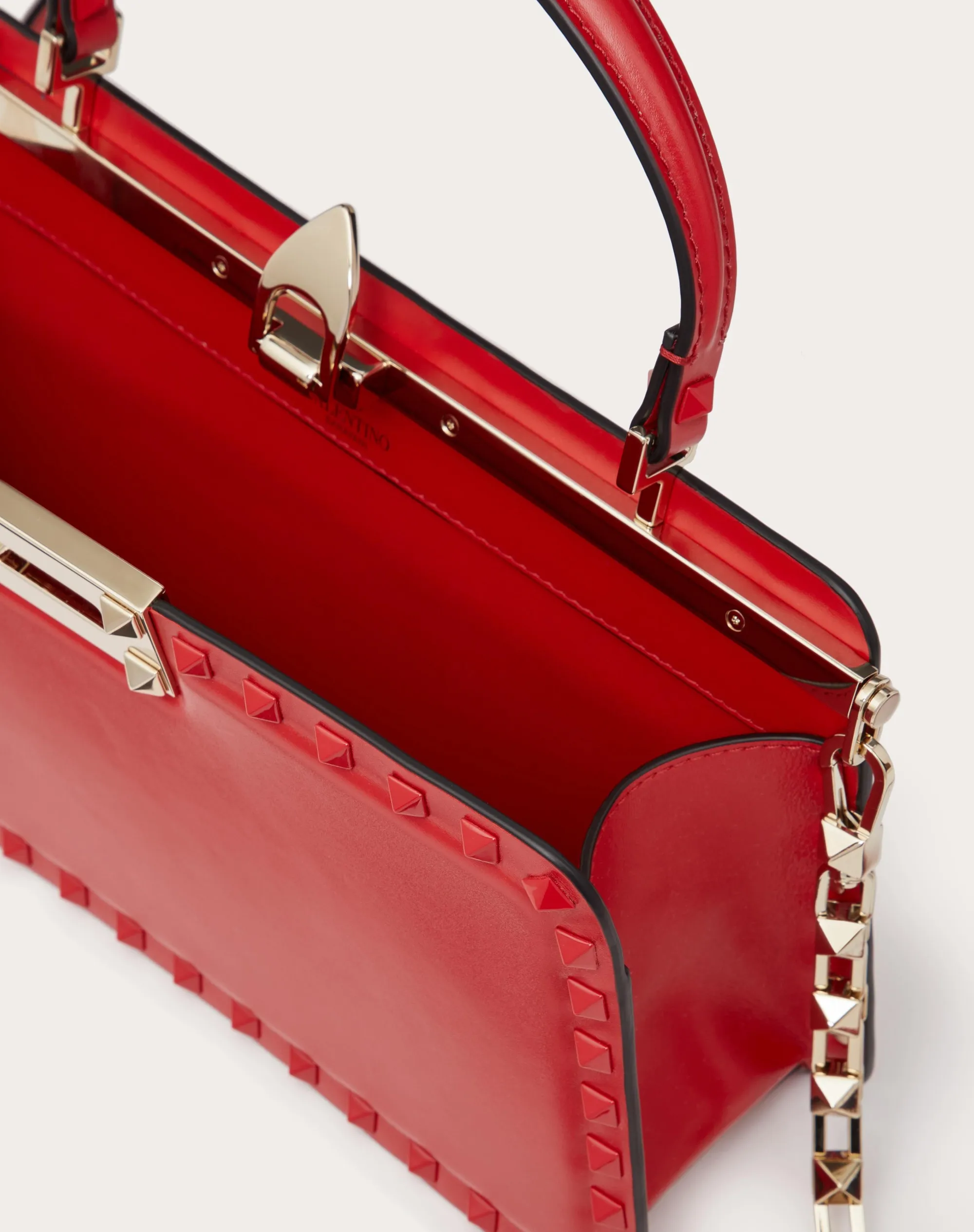 BORSA A MANO ROCKSTUD IN VITELLO
