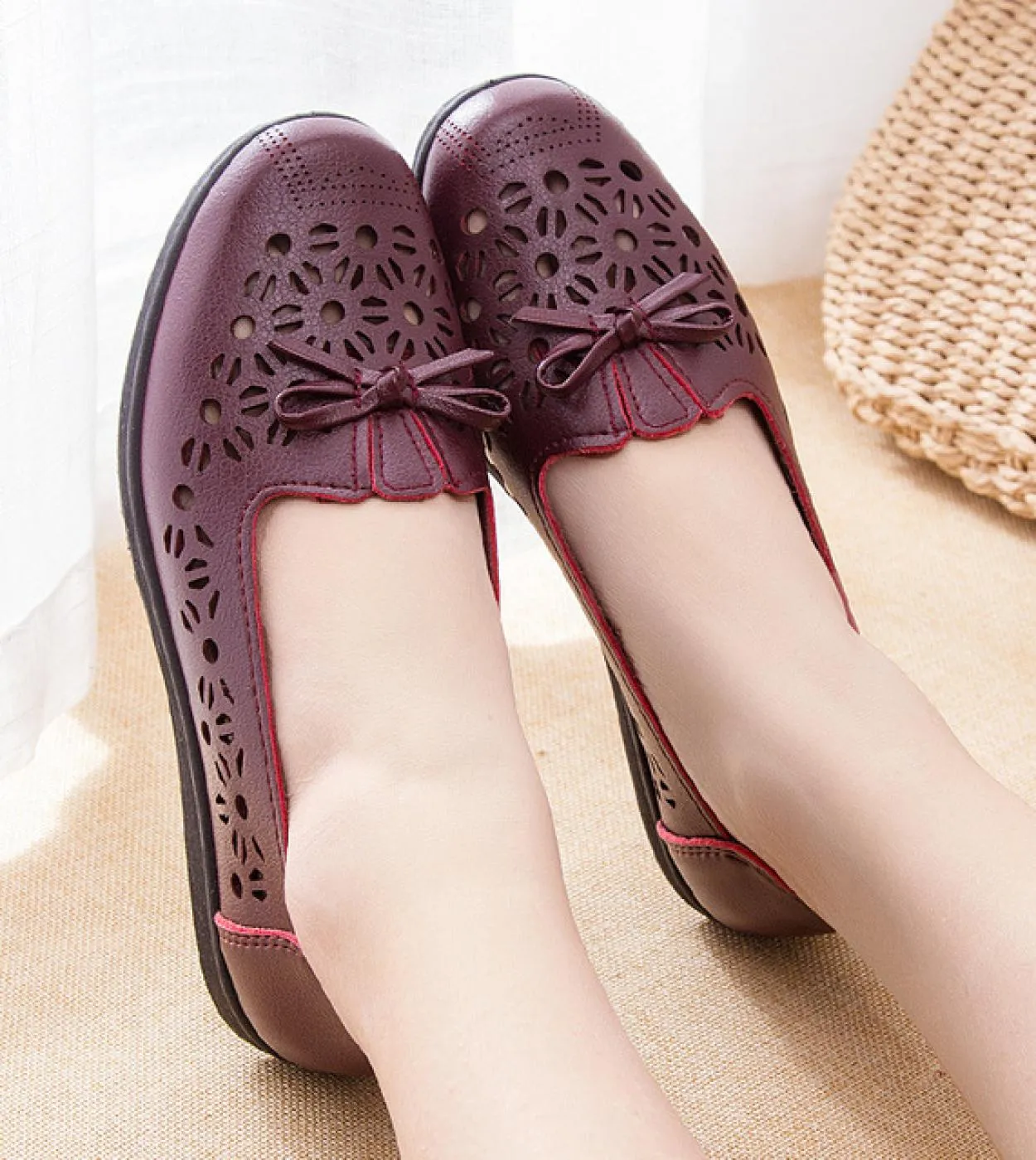 Comemore New Cheap Shoes Women Leather Flats Female Autumn  Elderly Womens Loafers Casual Leather Shoes Mom Sneakers Pl