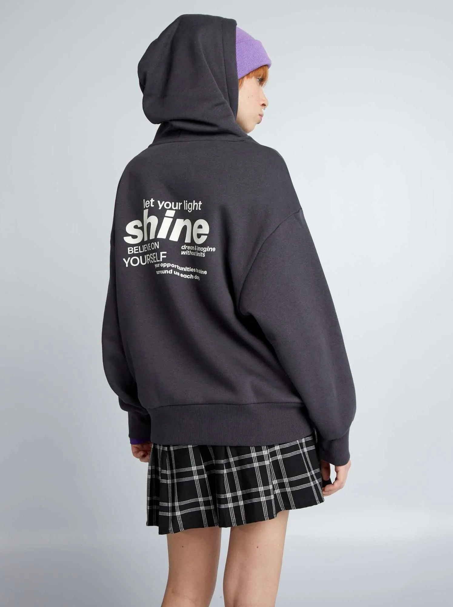 Felpa oversize con cappuccio stampata - NERO