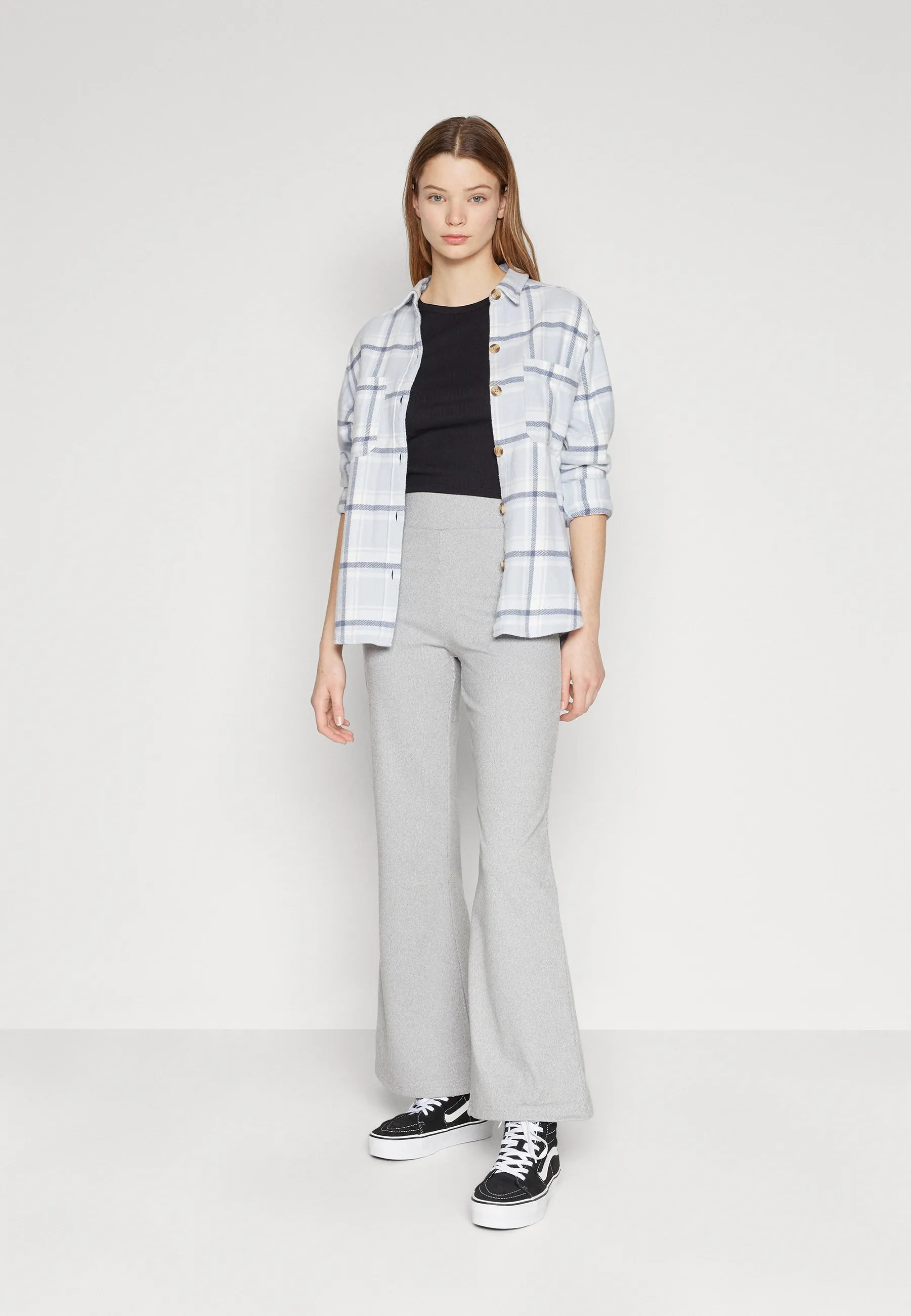 FLARE BRUSHED RIB PANTS - Pantaloni