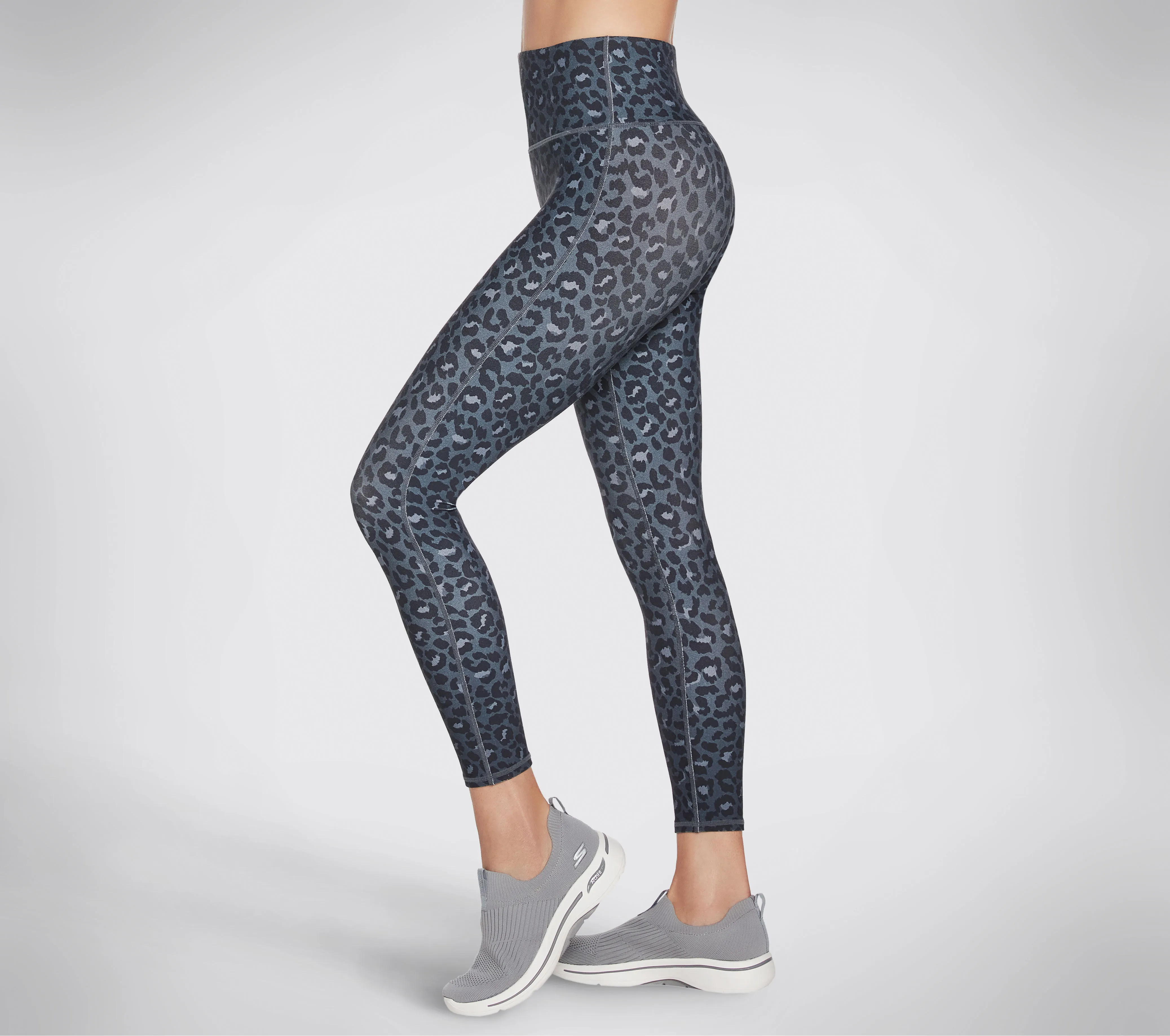 GO WALK Midnight Leopard 7/8 HW Legging