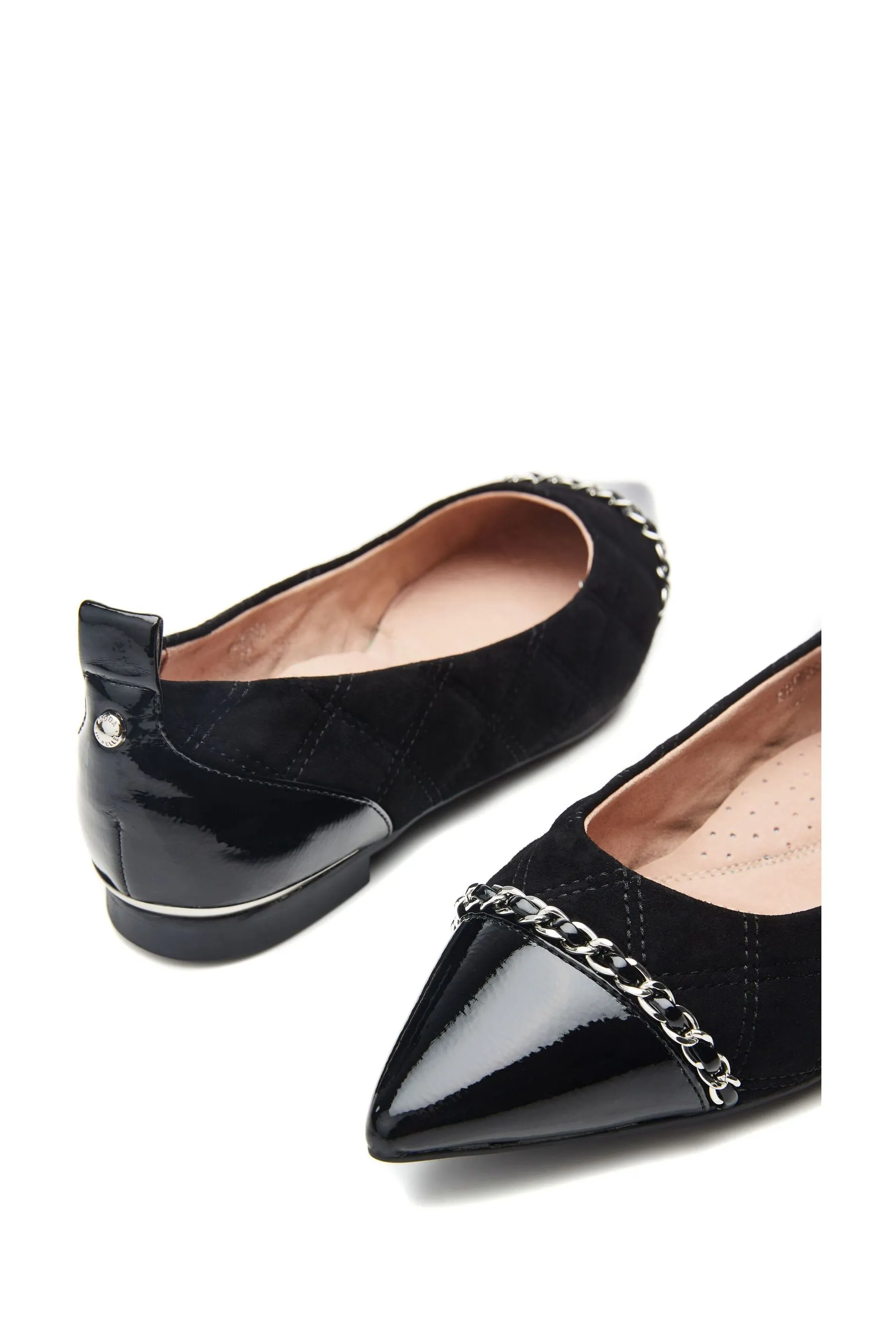 Moda in Pelle - Edessa - Nero a punta con catena - Ballerine