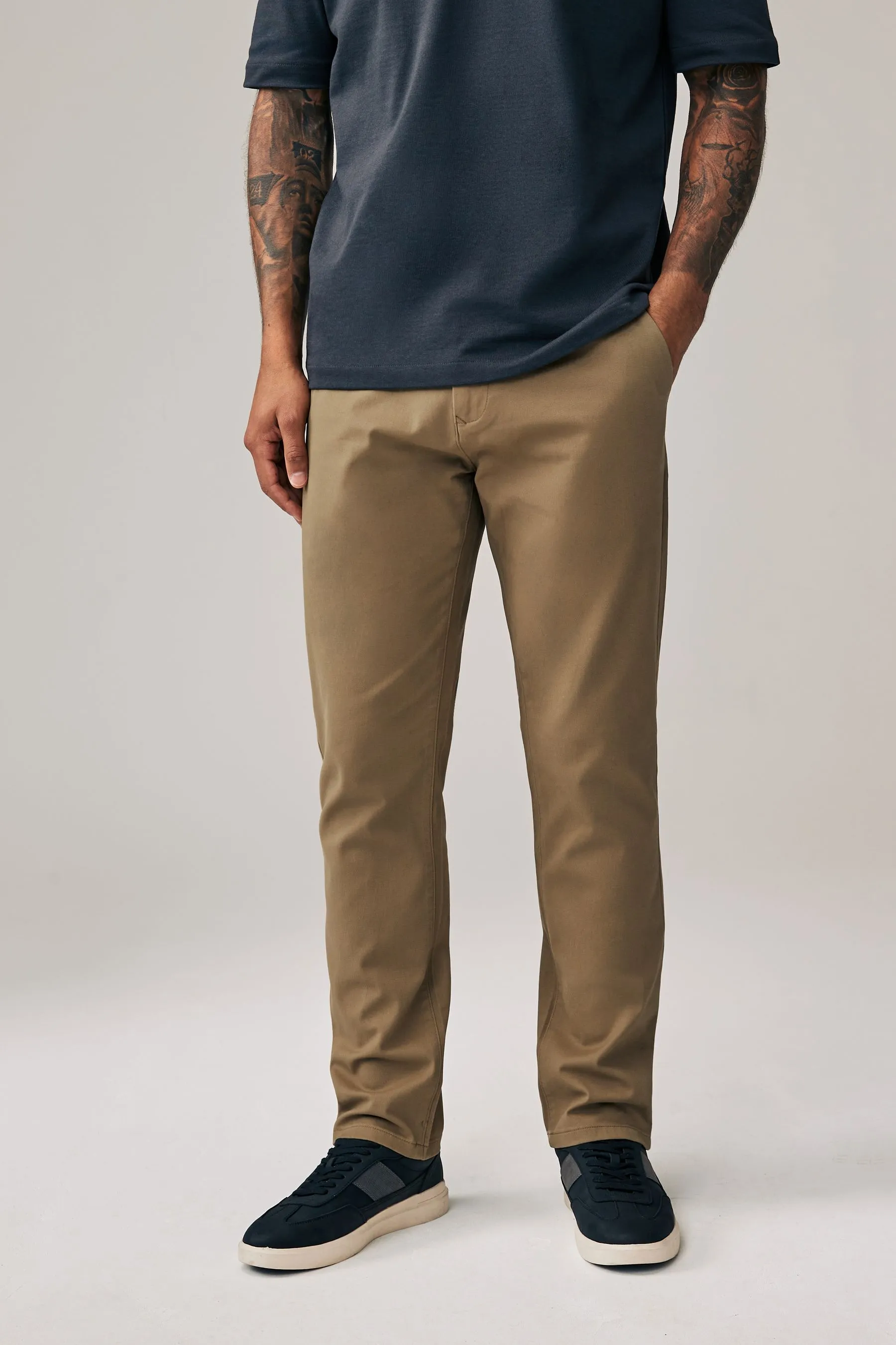 Pantaloni chino elasticizzati