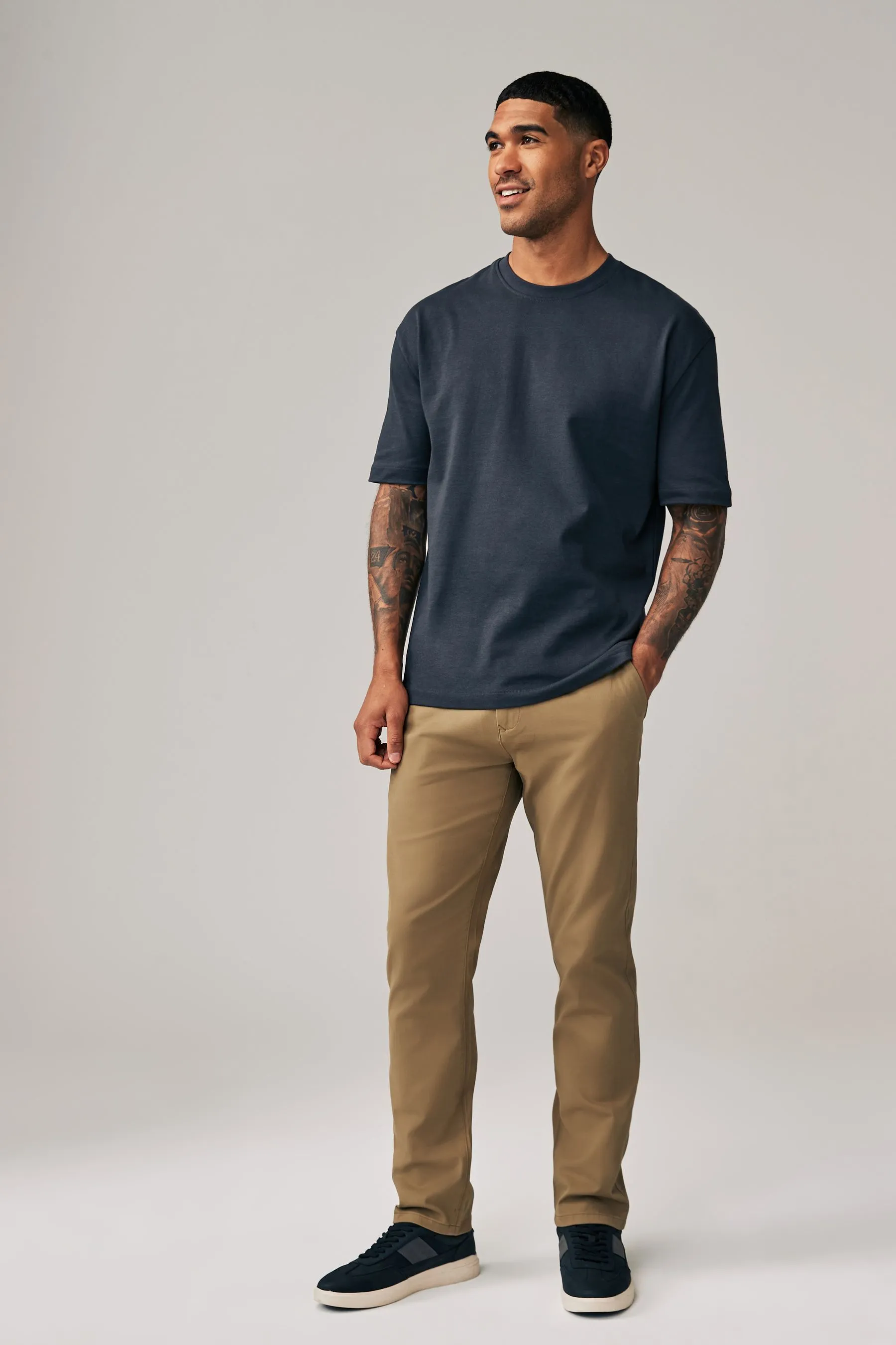 Pantaloni chino elasticizzati