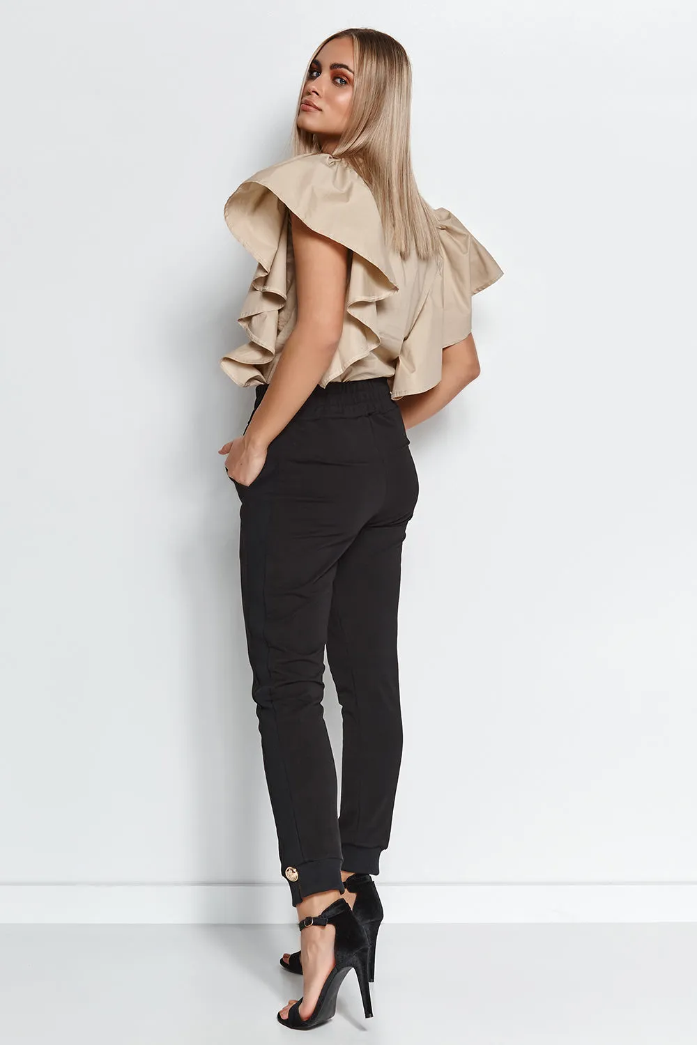 Pantaloni model 152596 Makadamia