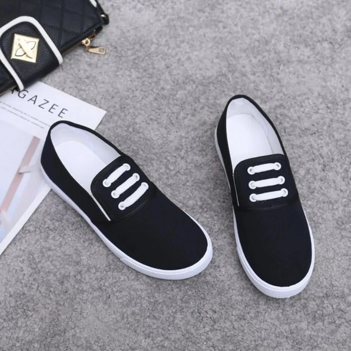 Scarpe basse slip on in tela da donna Mocassino nero da donna Sneakers da donna nere Scarpe casual Ballerine Tela antiscivolo On
