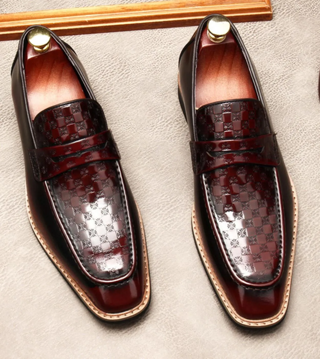 Scarpe in pelle italiana da uomo marrone scuro Scarpe eleganti in pelle marrone da uomo stile italiano