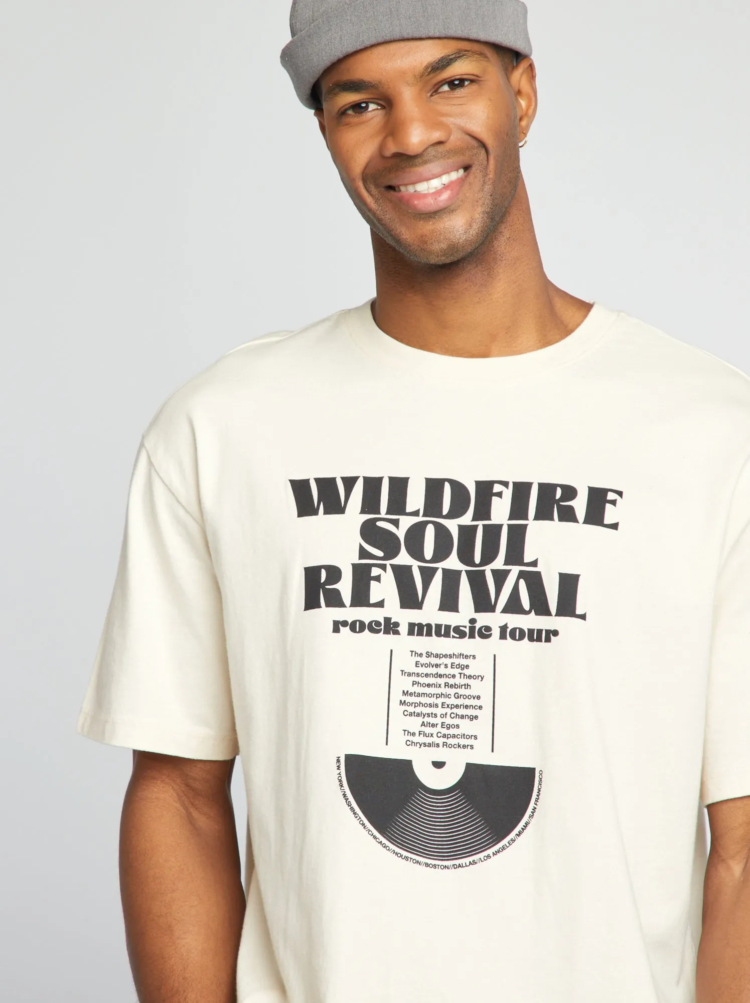 T-shirt stile oversize con stampa - BIANCO